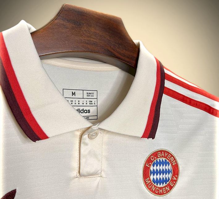 troisieme-maillot-bayern-munich-saison-2024-2025 trzecia koszulka Bayernu Monachium sezon 2024 2025