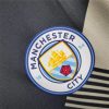 maillot-de-foot-manchester-city-style-moderne koszulka piłkarska Manchester City styl nowoczesny