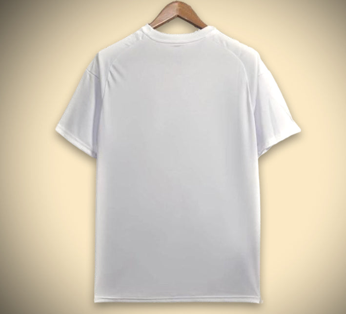 maillot-de-foot-real-madrid-blanc-motif-dragon-collection-concept-edition-limitee Koszulka piłkarska Real Madryt biała wzór smok kolekcja koncepcyjna edycja limitowana