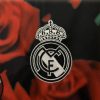 Maillot concept du Real Madrid rose et rouge édition 2025 2026