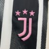 maillot-domicile-juventus-saison-vingt-cinq-vingt-six-noir-et-blanc Koszulka domowa Juventus sezon dwadzieścia pięć dwadzieścia sześć czarno-biała
