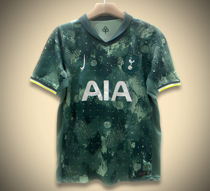 Maillottottenham243e-1.jpg Koszulka Tottenham Domowa Edycja Zielona 2024-2025 widok z przodu
