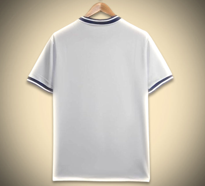 Maillot Concept Angleterre 2024 vue de dos