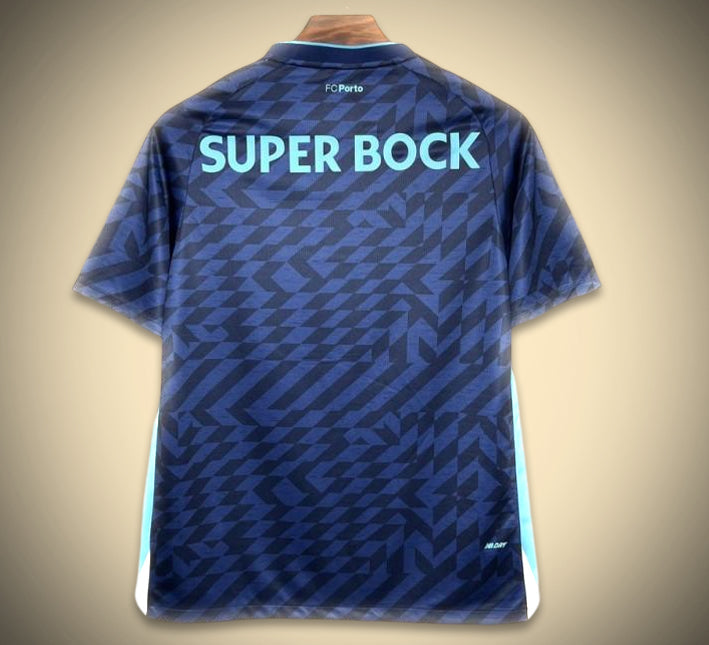 tenue-de-football-fc-porto-troisieme-maillot-officiel strój piłkarski FC Porto trzecia koszulka oficjalna