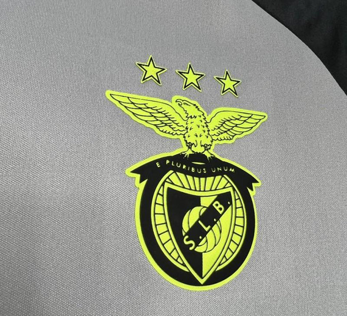 Koszulka przedmeczowa Benfica sezon 2024 2025