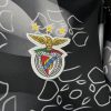 maillot-benfica-avant-match-noir-2425 Koszulka Benfica Przedmeczowa Czarna 2425