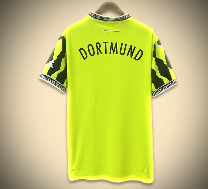 maillotbvbconceptvertdos.jpg Maillot Concept Borussia Dortmund Édition Vert 2024-2025 vue de dos