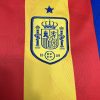 Koszulka Hiszpania Przedmeczowa Euro 2024 widok z boku