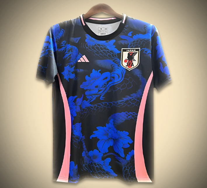 maillot-concept-japon-dragon-noir-et-bleu-pour-fan-de-football koszulka concept Japonia smok czarno-niebieska dla fana piłki nożnej