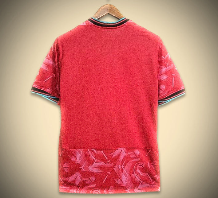 tenue-officielle-football-coree-du-sud-jersey-rouge-domicile Oficjalny strój piłkarski Korea Południowa koszulka czerwona domowa