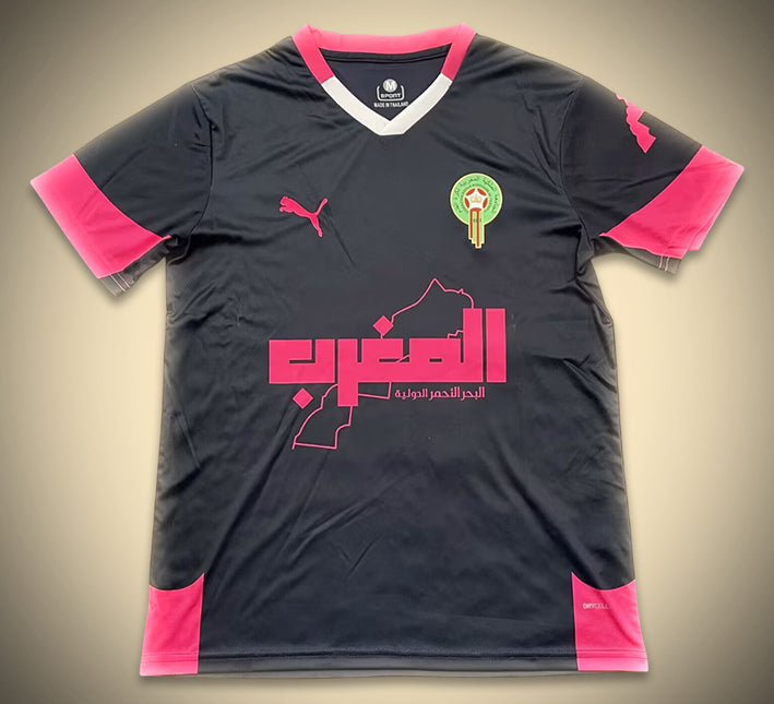 maillot-concept-maroc-edition-noir-et-rose-saison-2025-2026-tenue-de-football koszulka concept Maroko edycja czarno-różowa sezon 2025 2026 strój piłkarski