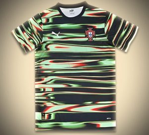 Koszulka Portugal Przedmeczowa w Paski 2024-2025 widok z przodu