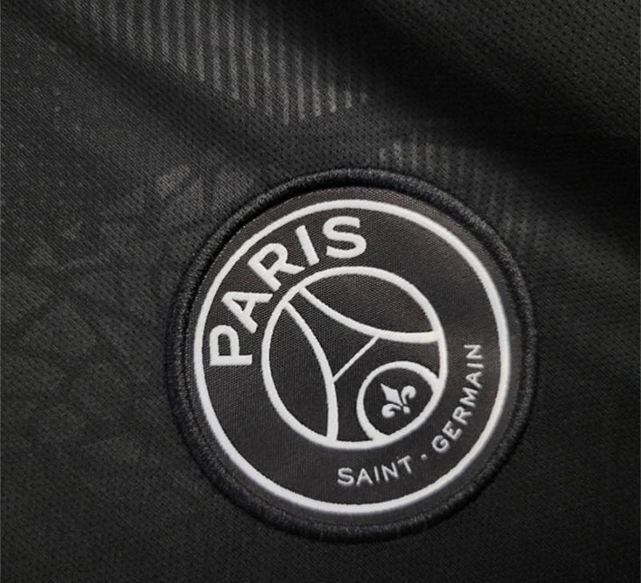 Koszulka Paris Saint-Germain Wyjazdowa Retro 17/18 widok z profilu