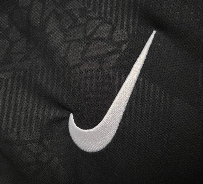 Koszulka Paris Saint-Germain Wyjazdowa Retro 17/18 detal tkaniny