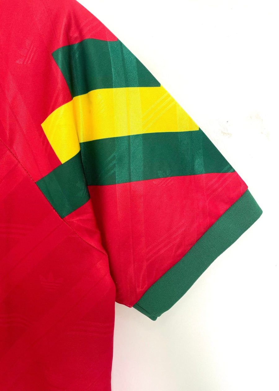 ancien-maillot-de-football-portugal-version-domicile stara koszulka piłkarska Portugalia wersja domowa