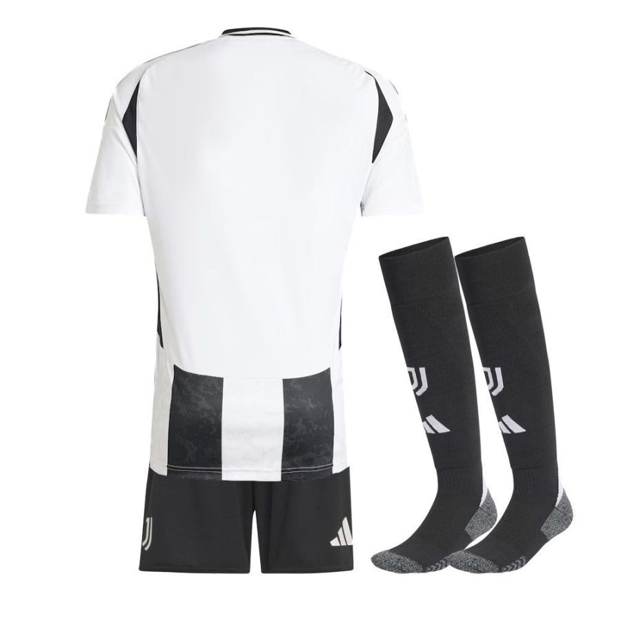 ensemble-enfant-juventus-domicile-saison-2024-2025-maillot-et-short-noir-et-blanc Zestaw dziecięcy Juventus domowa sezon 2024 2025 koszulka i spodenki czarno-białe