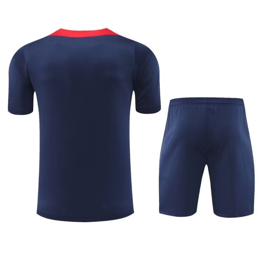 ensemble-maillot-et-short-atletico-madrid-saison-2024-2025-tenue-domicile-rouge-et-blanc zestaw koszulka i spodenki Atletico Madryt sezon 2024 2025 strój domowy czerwono-biały