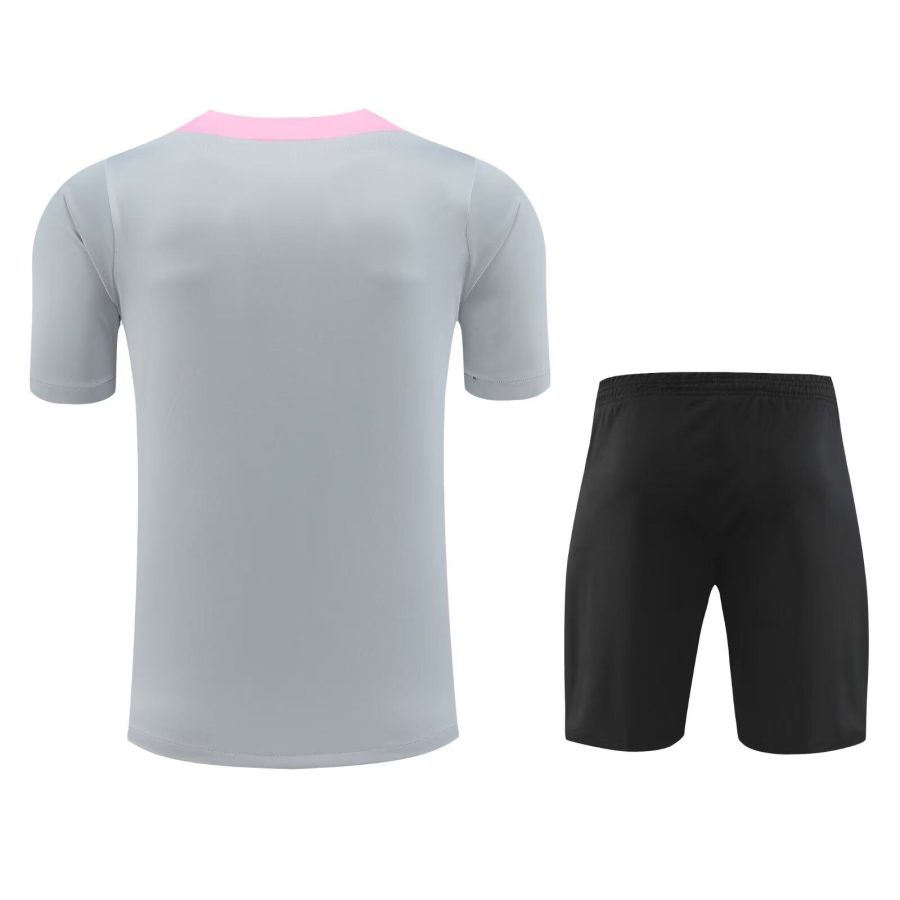 ensemble-maillot-et-short-paris-saint-germain-saison-2024-2025 Komplet koszulka i spodenki Paris Saint Germain sezon 2024 2025