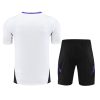 ensemble-maillot-et-short-real-madrid-saison-deux-mille-vingt-quatre-deux-mille-vingt-cinq Komplet koszulki i spodenek Real Madryt sezon dwa tysiące dwadzieścia cztery dwa tysiące dwadzieścia pięć
