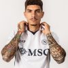 Koszulka piłkarska SSC Napoli wersja wyjazdowa 2024 2025 z herbem klubu