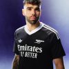 jersey-de-gardien-de-but-arsenal-nouvelle-collection-2024-2025 koszulka bramkarska Arsenal nowa kolekcja 2024 2025