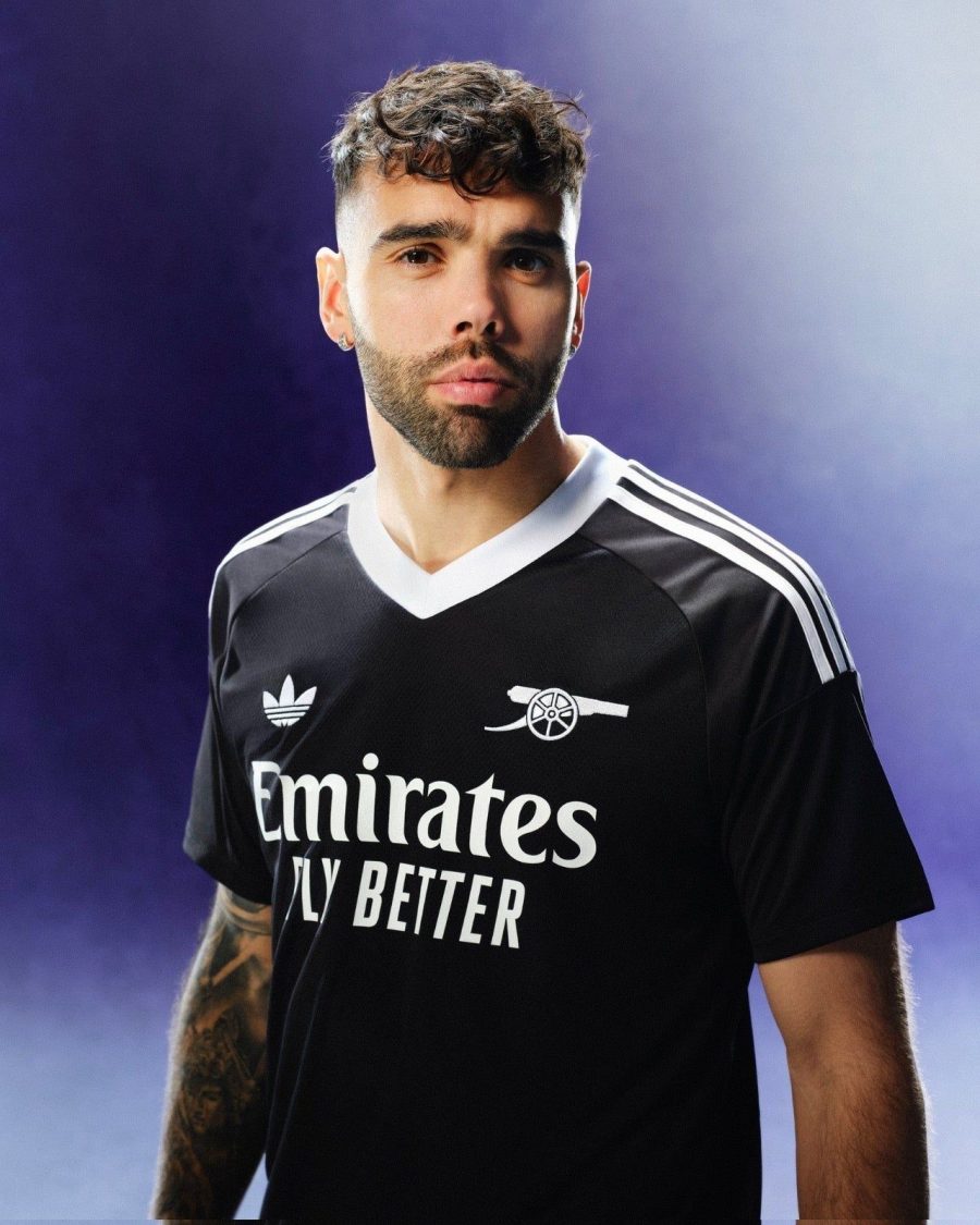 jersey-de-gardien-de-but-arsenal-nouvelle-collection-2024-2025 koszulka bramkarska Arsenal nowa kolekcja 2024 2025