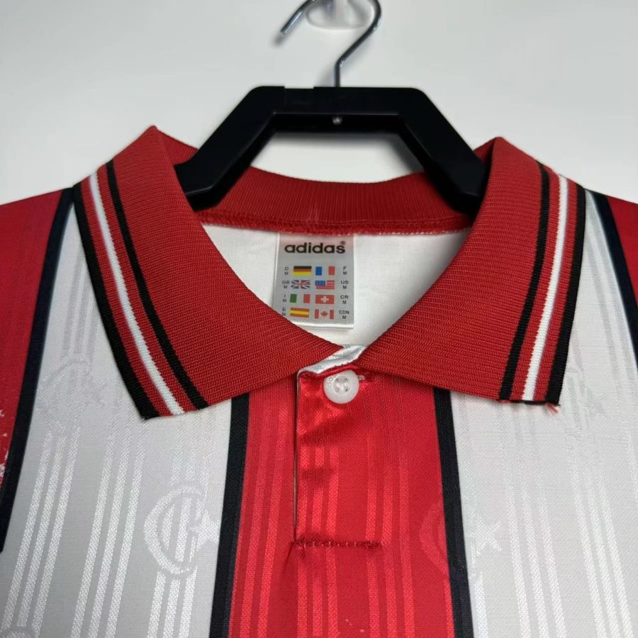 maillot-de-foot-exterieur-turquie-saison-1996-replique-vintage koszulka piłkarska wyjazdowa Turcja sezon 1996 replika vintage