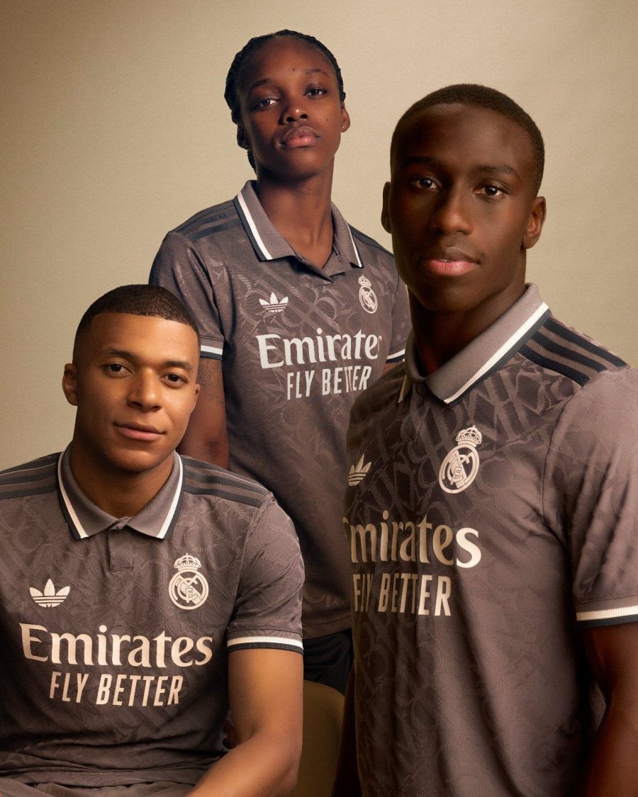 maillot-de-football-real-madrid-collection-third-adidas-coupe-homme Koszulka piłkarska Real Madryt kolekcja trzecia Adidas krój męski