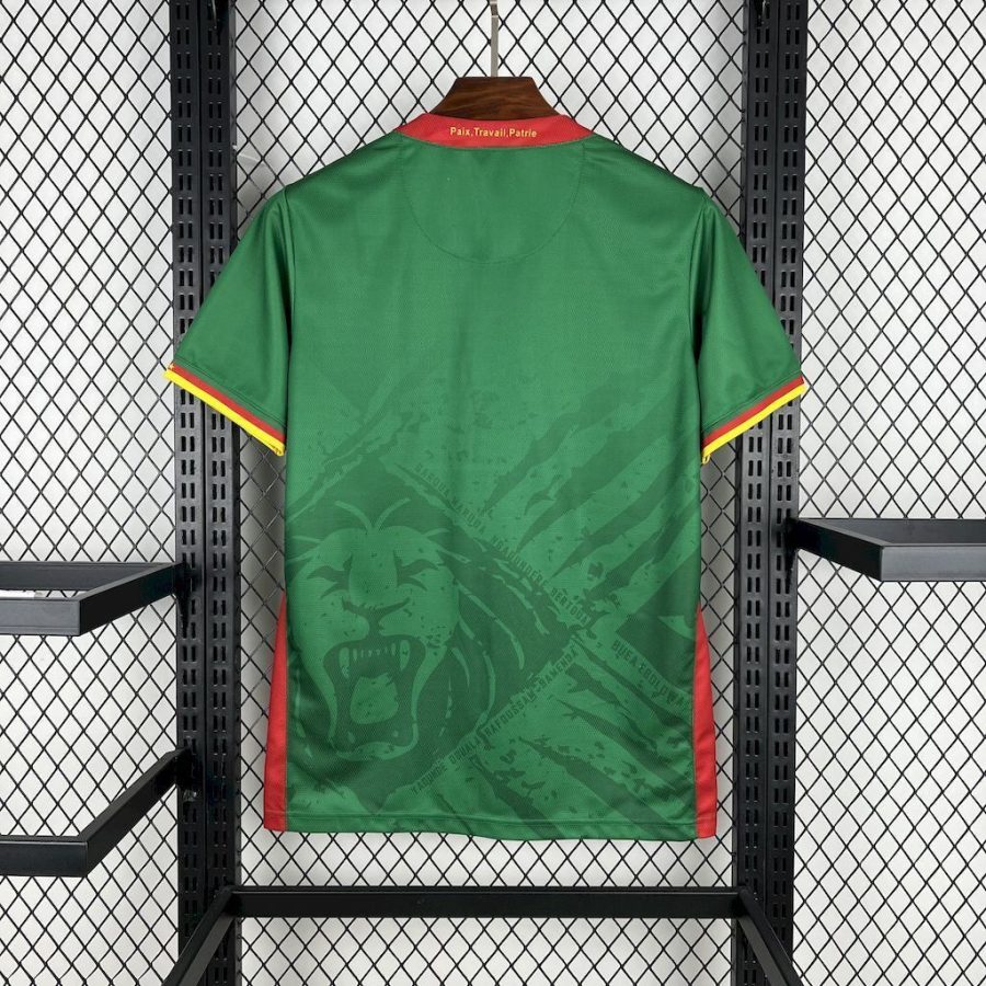 maillot-domicile-cameroun-saison-2026-tenue-officielle-des-lions-indomptables Koszulka domowa Kamerun sezon 2026 oficjalny strój Nieposkromionych Lwów