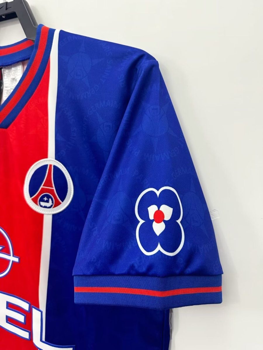 maillot-domicile-paris-saint-germain-saison-1995-1996-vintage Koszulka domowa Paris Saint Germain sezon 1995 1996 vintage