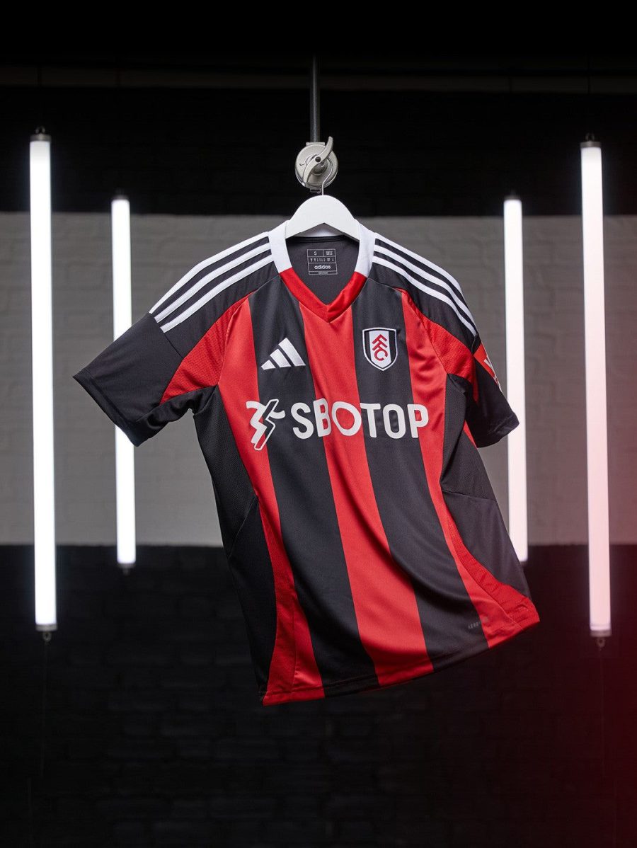 Koszulka wyjazdowa Fulham sezon 2024 2025 oficjalny strój piłkarski