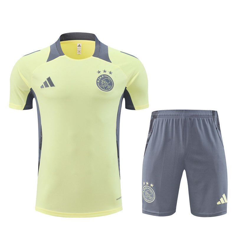 KOSZULKA + SPODENKI AJAX 20242025