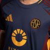 maillot-third-as-roma-saison-deux-mille-vingt-quatre-deux-mille-vingt-cinq Koszulka third AS Roma sezon dwa tysiące dwadzieścia cztery dwa tysiące dwadzieścia pięć