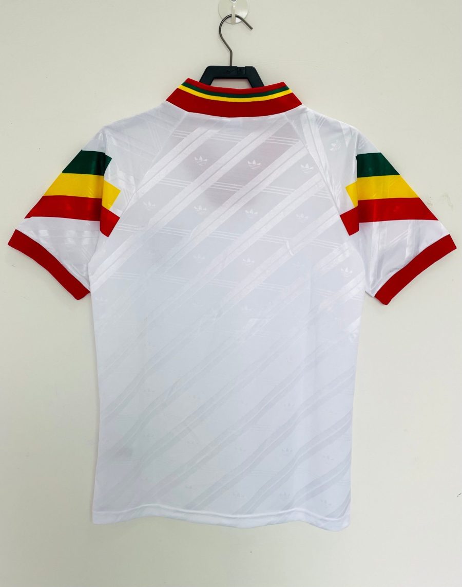 maillot-vintage-selection-portugaise-exterieur-inspiration-coupe-du-monde-1992 Koszulka vintage reprezentacji Portugalii wyjazdowa inspirowana Mundialem 1992