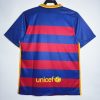strój piłkarski FC Barcelona domowy model dwa tysiące piętnaście dwa tysiące szesnaście