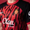 tenue-domicile-rcd-mallorca-rouge-et-noir-maillot-de-football-espagnol strój domowy RCD Mallorca czerwono-czarny koszulka piłkarska hiszpańska