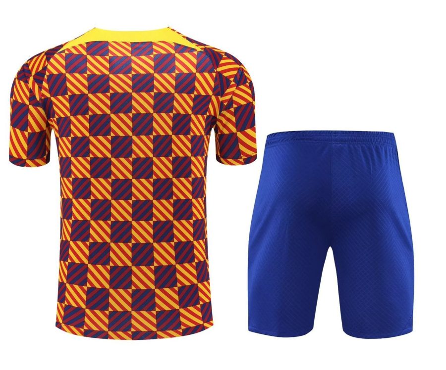 tenue-entrainement-fc-barcelone-fourth-saison-2023-2024 strój treningowy FC Barcelony czwarty sezon 2023 2024