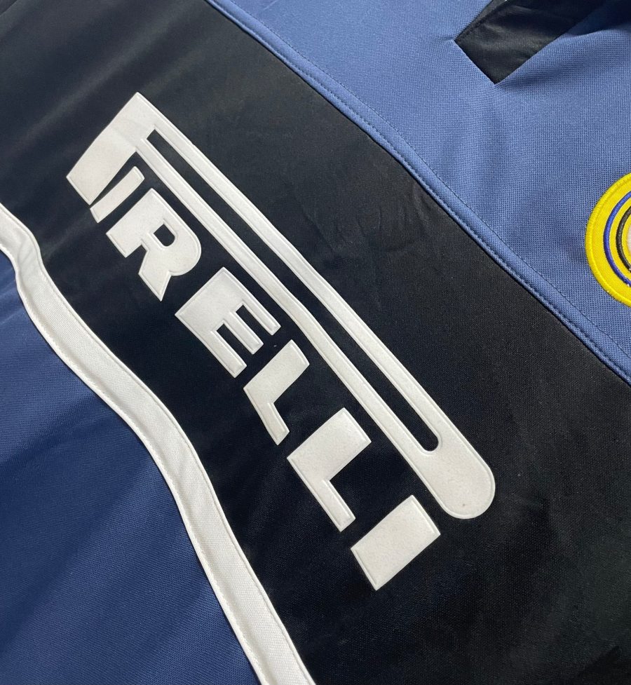 tenue-exterieure-inter-milan-edition-third-1998-1999 tenue extérieure Inter Milan édition third 1998 1999