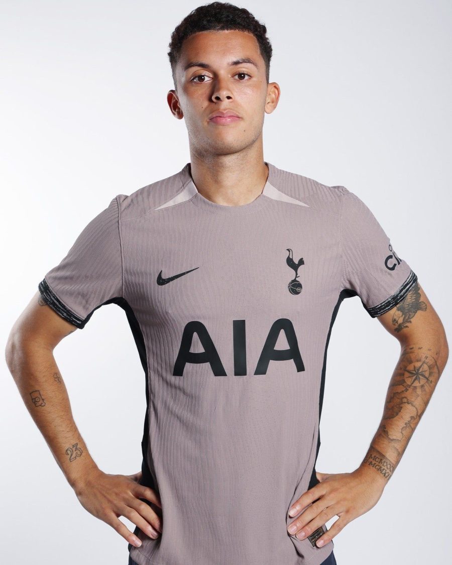 tenue-exterieure-spurs-troisieme-maillot-2023-2024 wyjazdowy strój Spurs trzecia koszulka 2023 2024