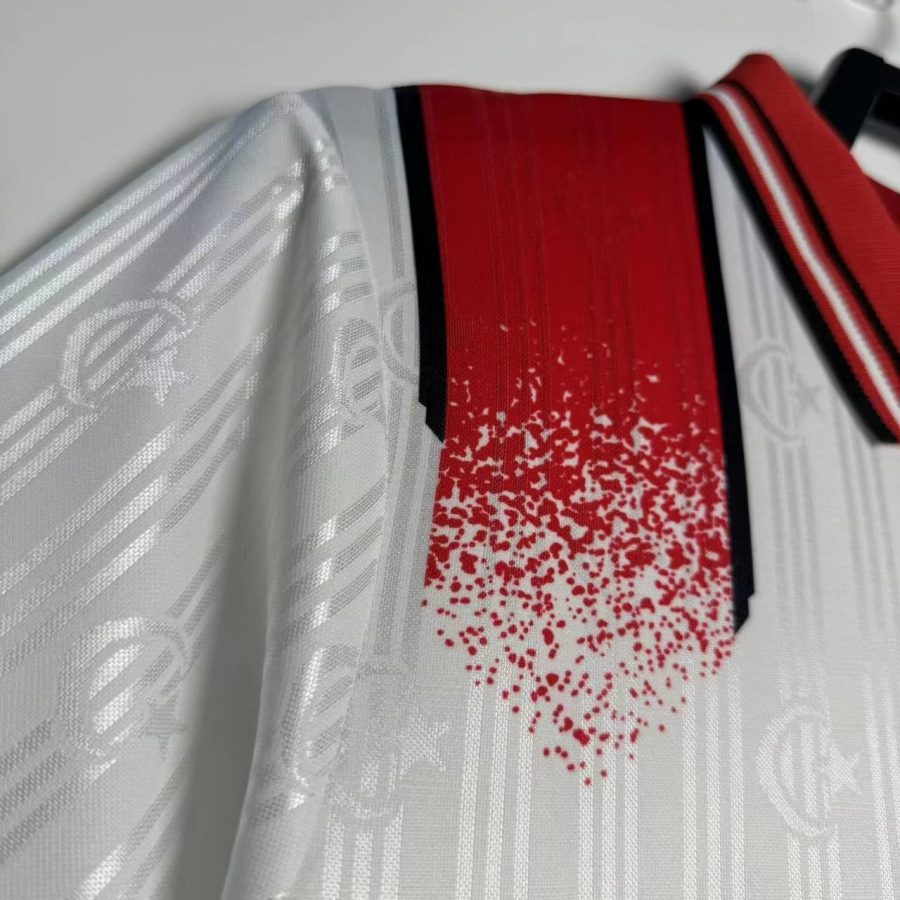 tenue-football-turquie-couleur-blanche-annees-90-edition-exterieur strój piłkarski Turcja kolor biały lata 90 edycja wyjazdowa