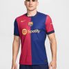 tenue-officielle-barca-a-domicile-edition-2024-2025 oficjalny strój Barçy domowy edycja 2024 2025