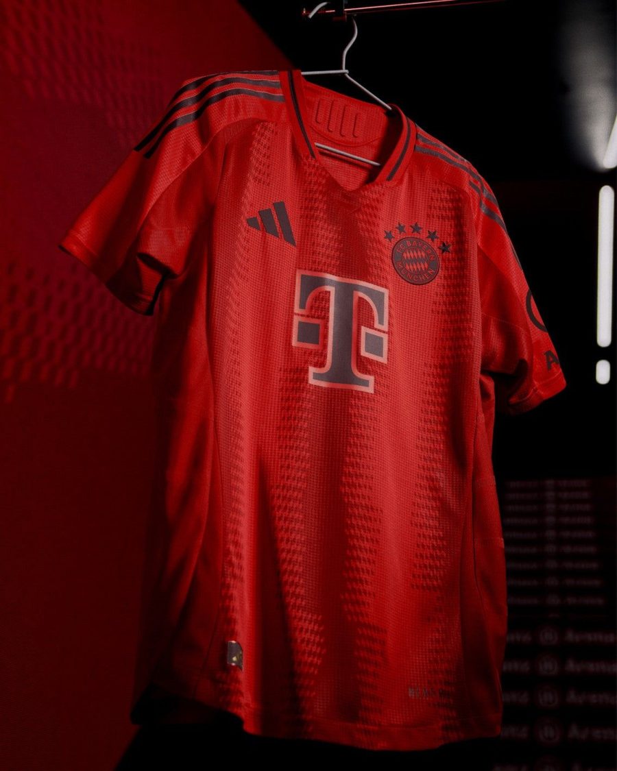 strój oficjalny Bayern Munich domowy edycja 2024/2025