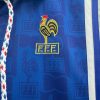 tenue-officielle-france-football-domicile-style-annees-90 Strój oficjalny Francja piłka nożna domowy styl lata 90