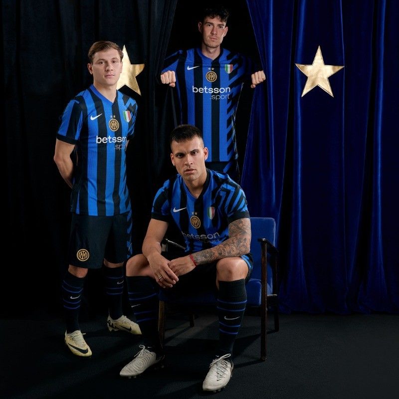 Strój oficjalny Inter Mediolan domowa koszulka piłkarska w pasy nerazzurri