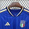 tenue-officielle-italie-bleu-azur-avec-ecusson-federation Oficjalny strój Włochy błękitny z herbem federacji