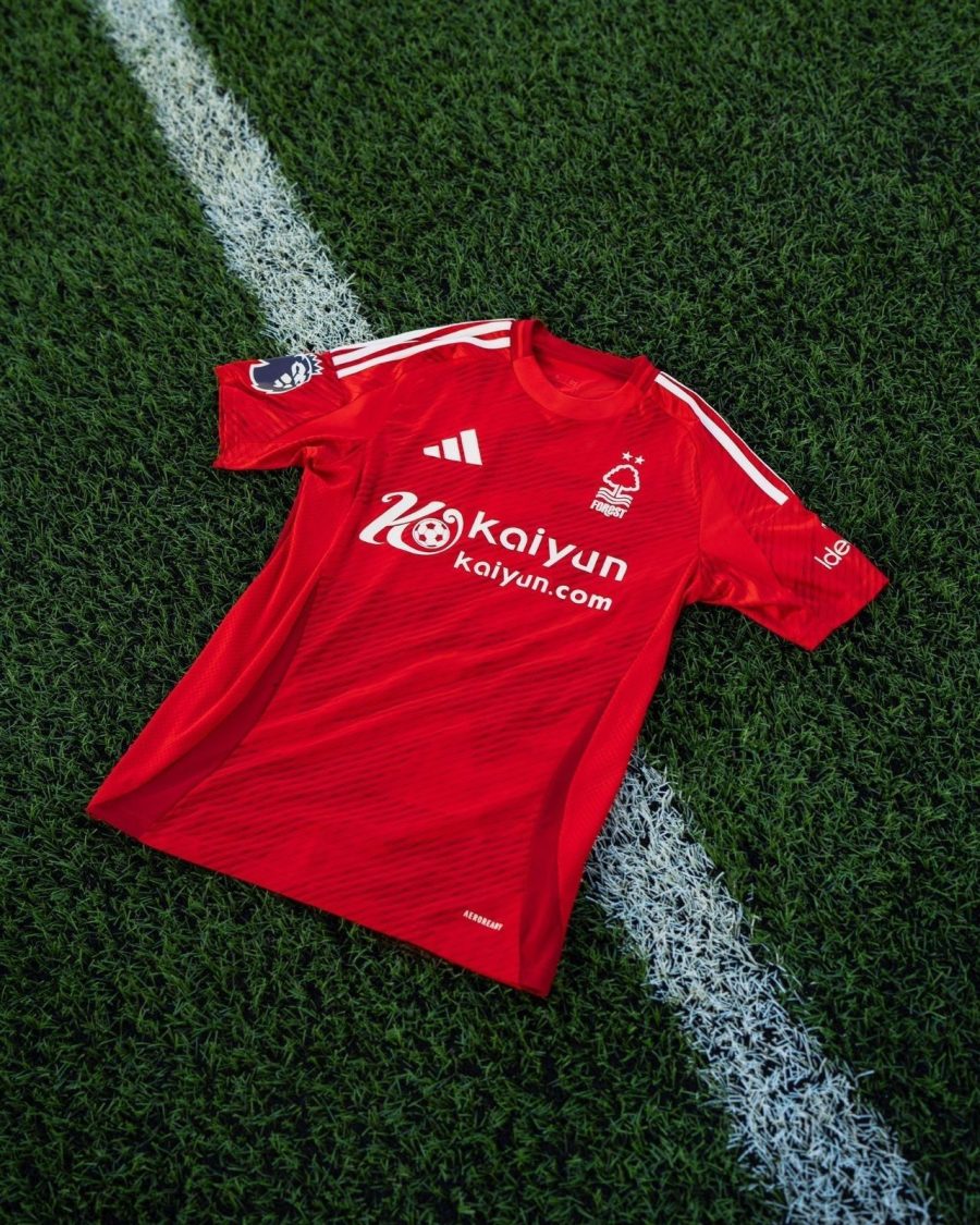 tshirt-officiel-nottingham-forest-fc-tenue-domicile-2024-2025 Oficjalna koszulka Nottingham Forest FC strój domowy 2024 2025