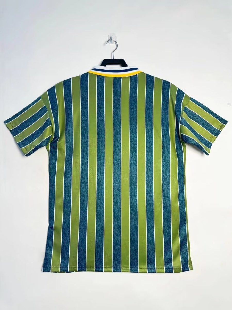 tunique-de-football-inter-milan-third-vintage-annees-quatre-vingt-dix Tunique de football Inter Milan third vintage années quatre vingt dix