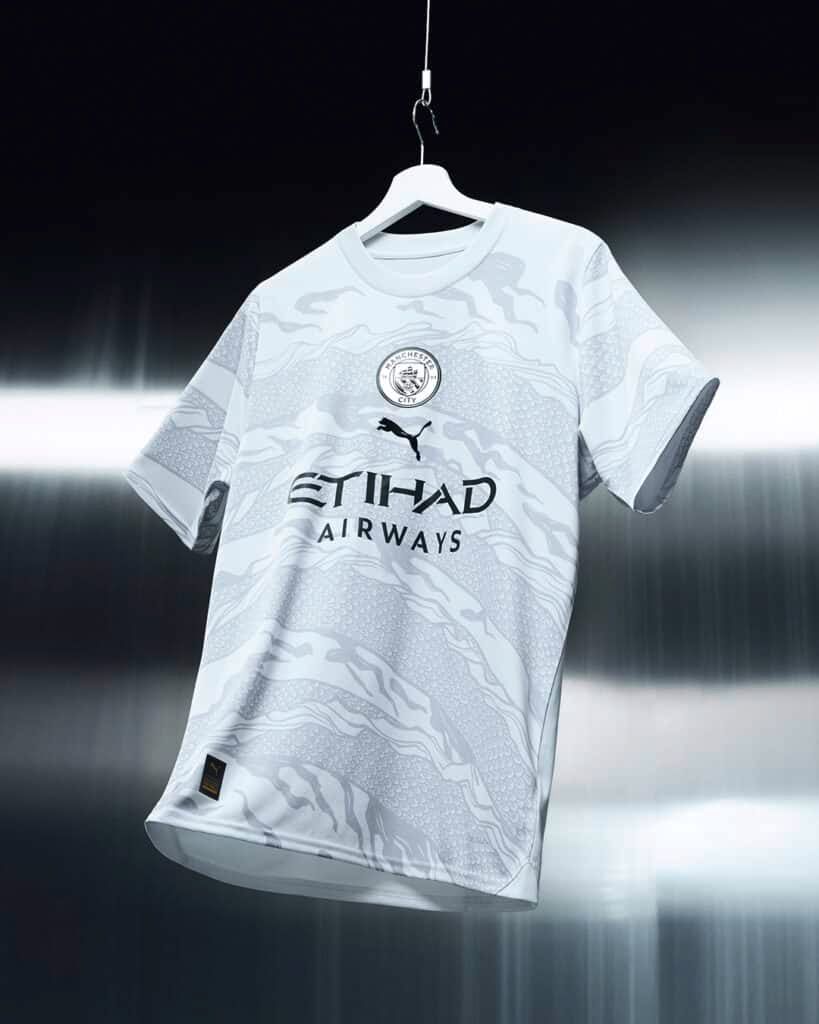 Tunique de football Manchester City motif dragon collection officielle vingt trois vingt quatre
