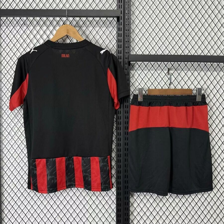 10fc905c4849ab3acca58fe9d0af0155.jpg Koszulka AC Milan Domowa 2025/26 Dorosła