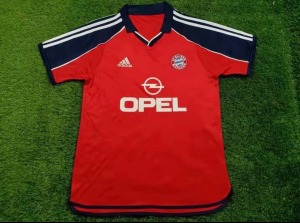 17E2B2F9-C643-49D4-A705-28A2605EFBD9.jpg Koszulka FC Bayern Monachium 1999/00 Vintage